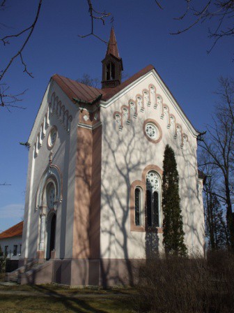 Neogotická kaplnka, neskôr mauzóleum, dnes múzeum remesiel